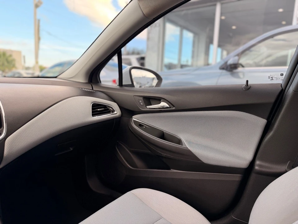 2019 Chevrolet Cruze - Image 19 of 21