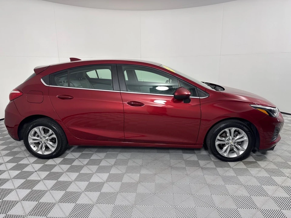 2019 Chevrolet Cruze - Image 4 of 12