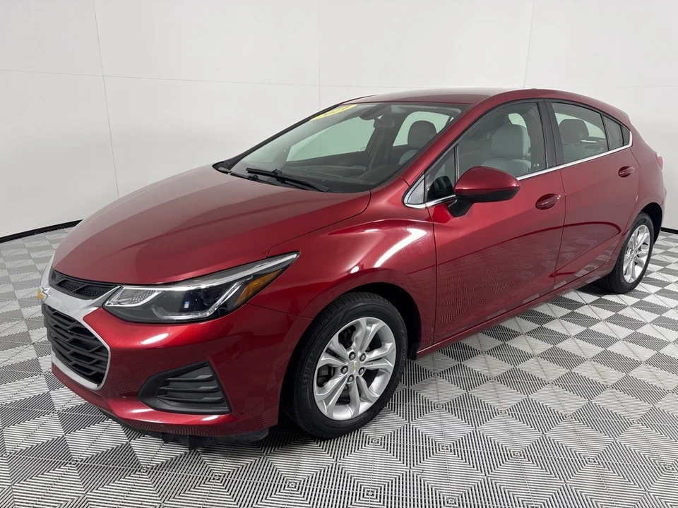 2019 Chevrolet Cruze - Image 9 of 12