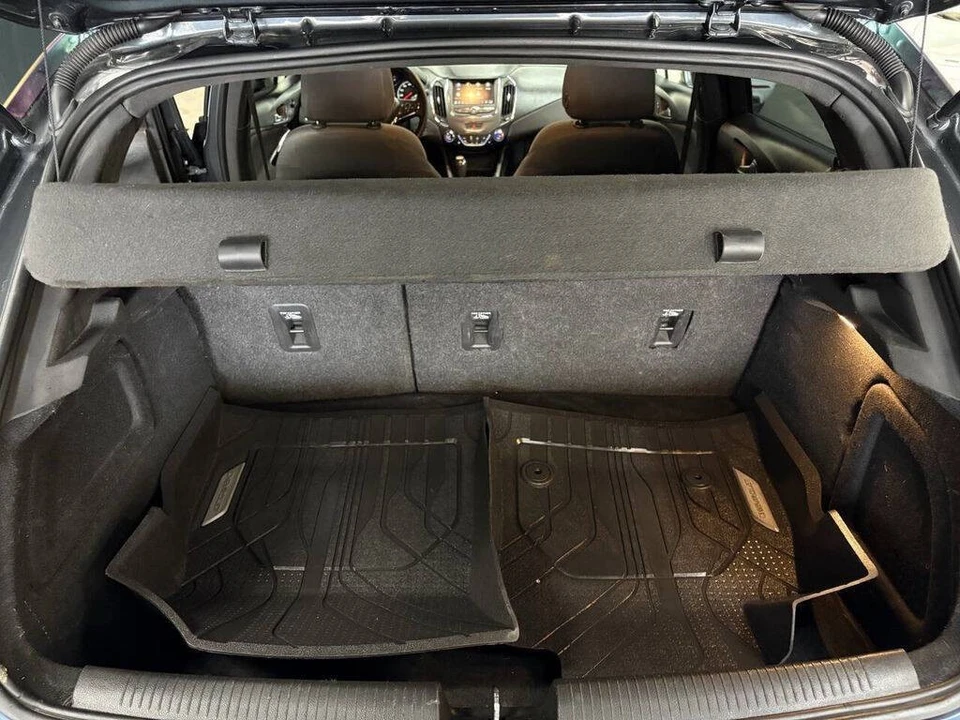 2019 Chevrolet Cruze - Image 13 of 21