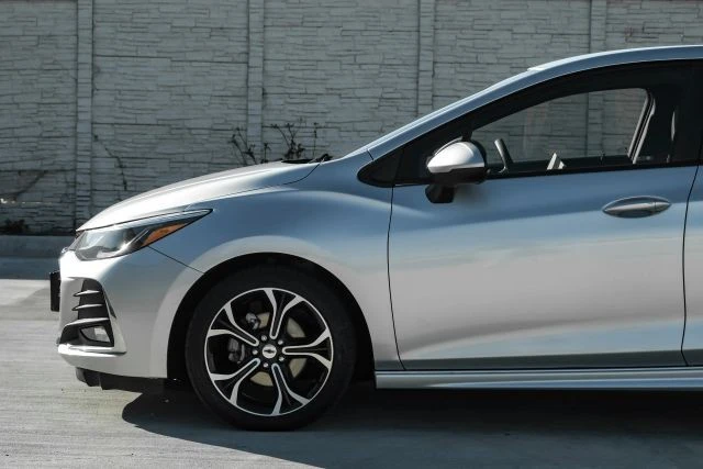 2019 Chevrolet Cruze - Image 12 of 21