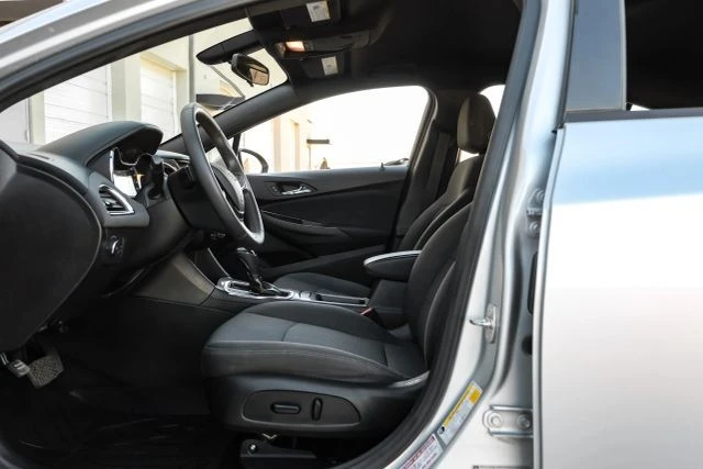 2019 Chevrolet Cruze - Image 4 of 21