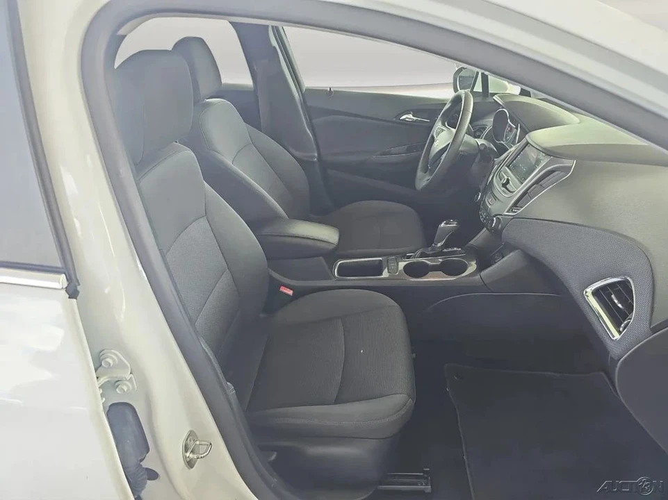 2019 Chevrolet Cruze - Image 19 of 21
