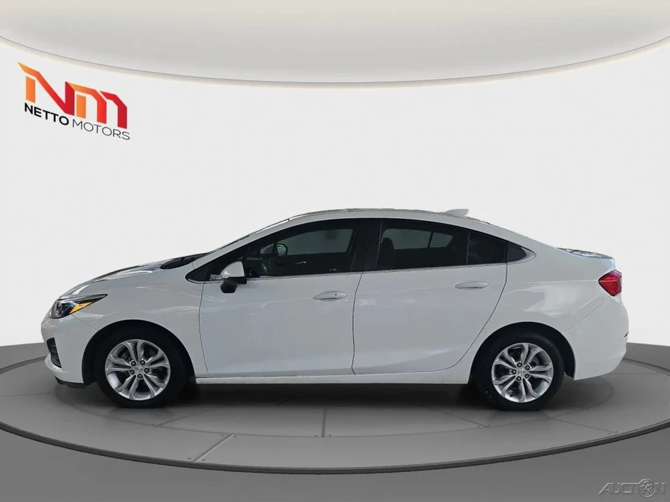 2019 Chevrolet Cruze - Image 2 of 21