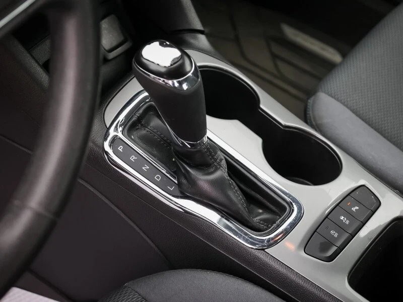 2019 Chevrolet Cruze - Image 15 of 19