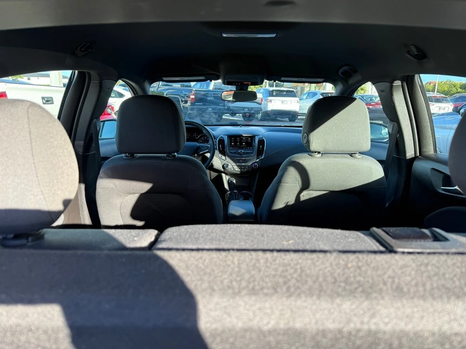2019 Chevrolet Cruze - Image 9 of 21