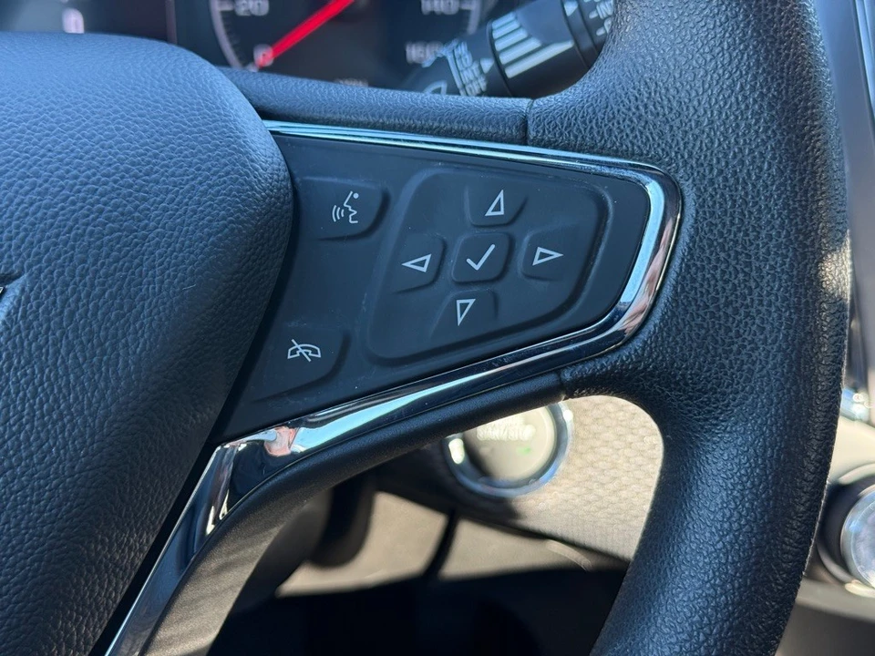 2019 Chevrolet Cruze - Image 17 of 21
