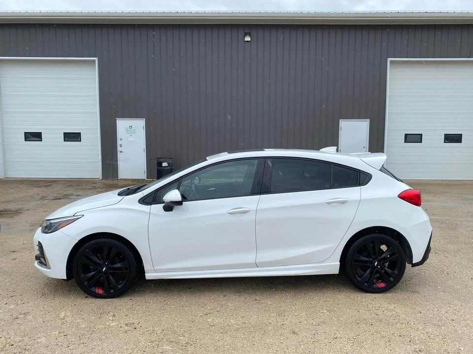 2019 Chevrolet Cruze - Image 9 of 17