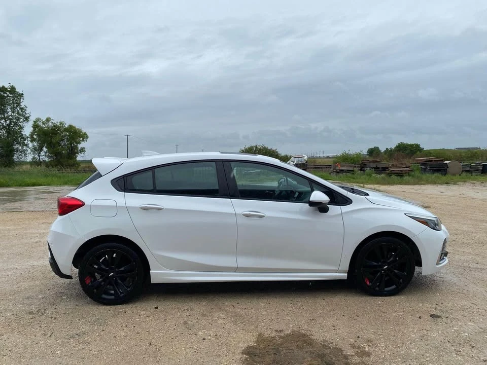 2019 Chevrolet Cruze - Image 6 of 17