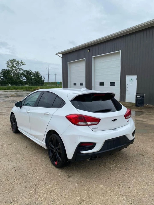 2019 Chevrolet Cruze - Image 8 of 17