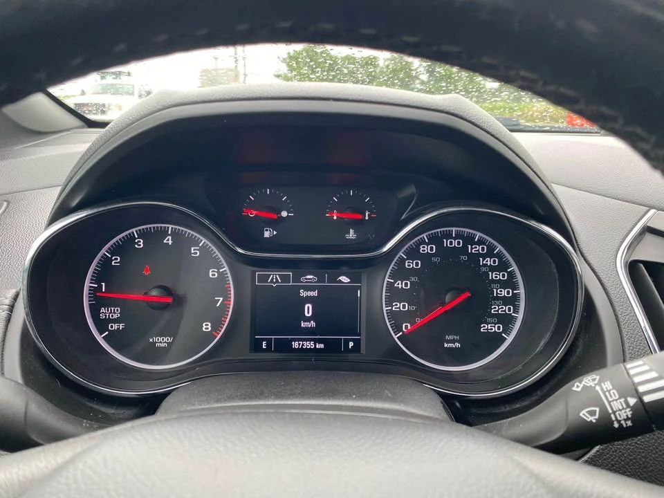 2019 Chevrolet Cruze - Image 11 of 17