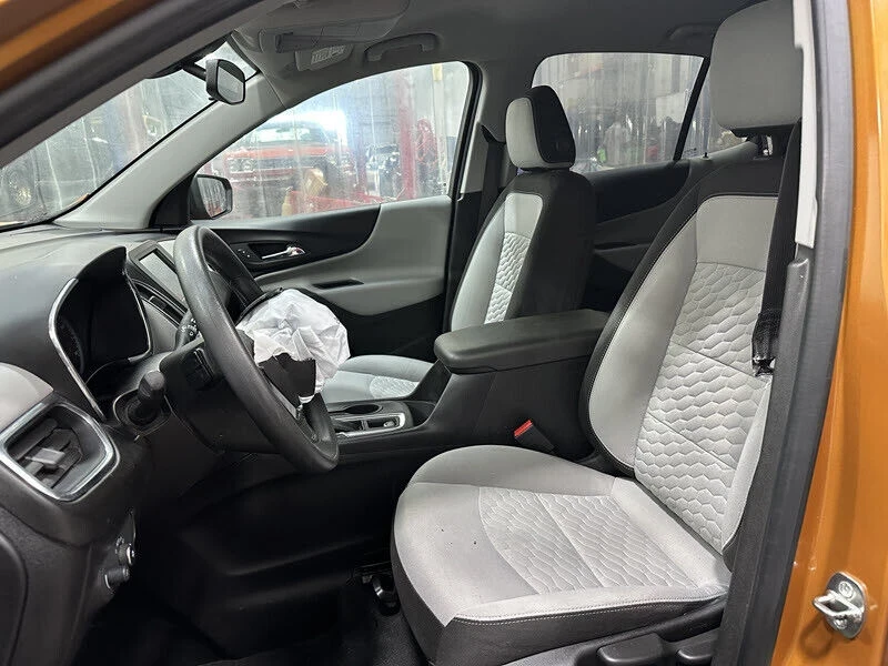 2019 Chevrolet Equinox - Image 11 of 21