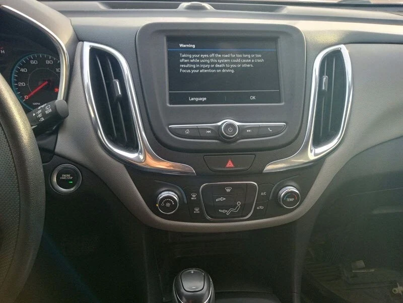 2019 Chevrolet Equinox - Image 10 of 21