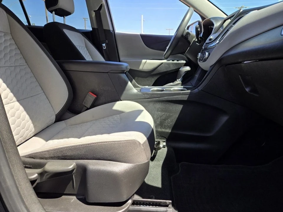 2019 Chevrolet Equinox - Image 12 of 21