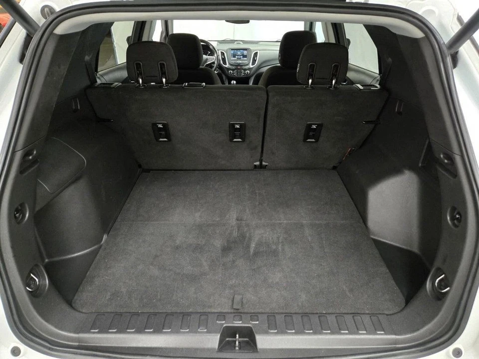 2019 Chevrolet Equinox - Image 10 of 12