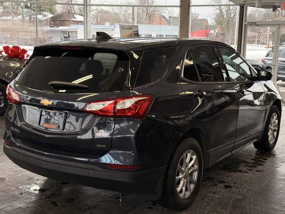 2019 Chevrolet Equinox - Image 9 of 12