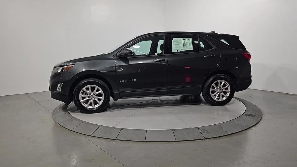 2019 Chevrolet Equinox - Image 2 of 12
