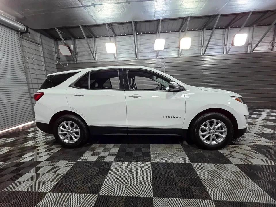 2019 Chevrolet Equinox - Image 9 of 21