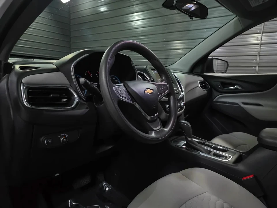 2019 Chevrolet Equinox - Image 10 of 21
