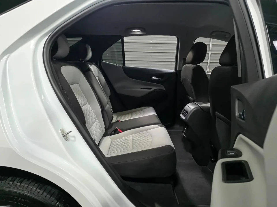 2019 Chevrolet Equinox - Image 17 of 21