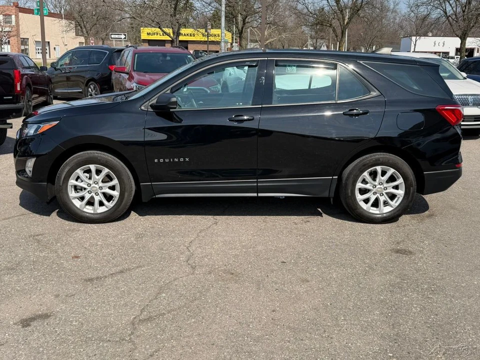 2019 Chevrolet Equinox - Image 2 of 12