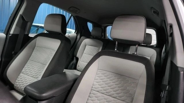 2019 Chevrolet Equinox - Image 8 of 12