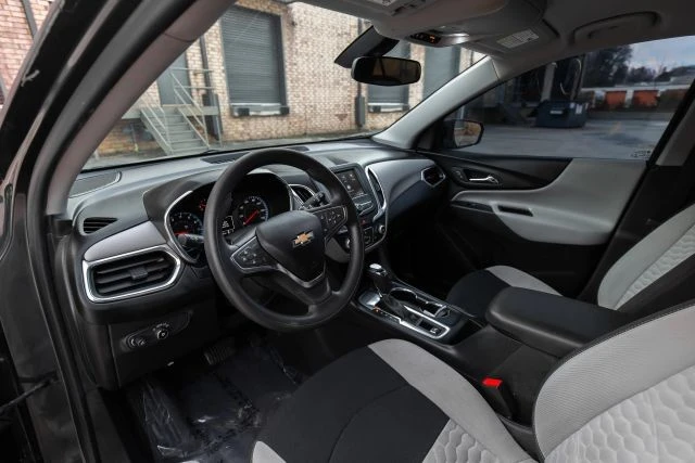 2019 Chevrolet Equinox - Image 17 of 31