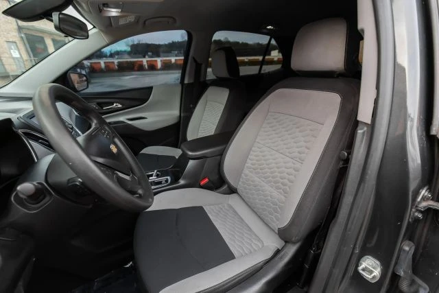 2019 Chevrolet Equinox - Image 18 of 31