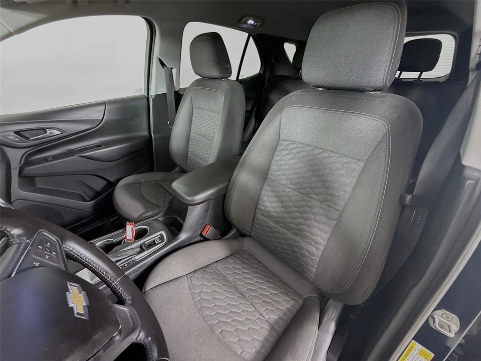 2019 Chevrolet Equinox - Image 2 of 15