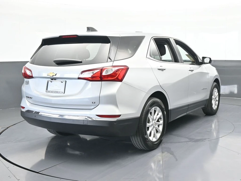 2019 Chevrolet Equinox - Image 5 of 12