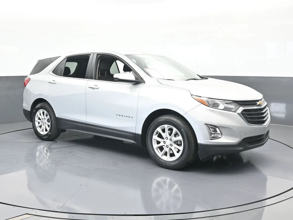 2019 Chevrolet Equinox - Image 8 of 12