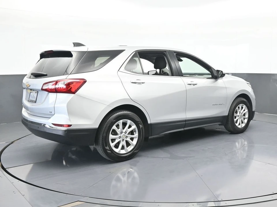 2019 Chevrolet Equinox - Image 6 of 12