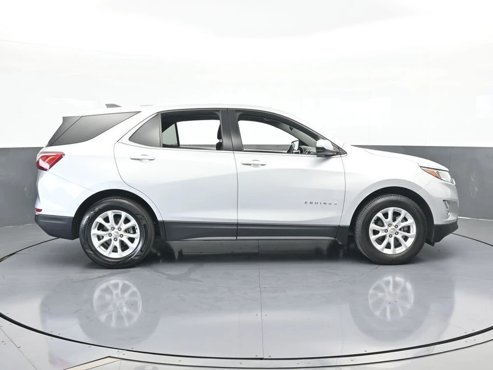 2019 Chevrolet Equinox - Image 7 of 12