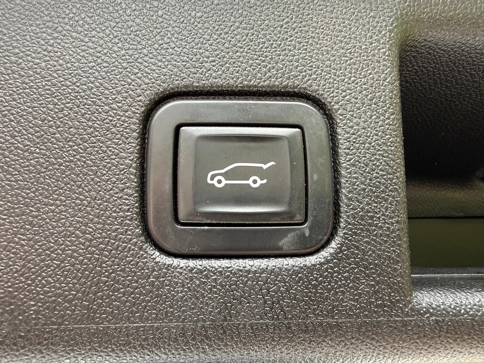 2019 Chevrolet Equinox - Image 17 of 21