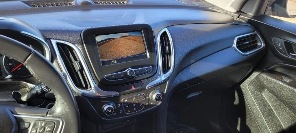 2019 Chevrolet Equinox - Image 8 of 13