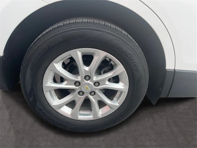 2019 Chevrolet Equinox - Image 10 of 12