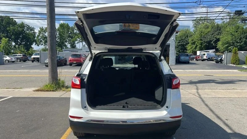 2019 Chevrolet Equinox - Image 9 of 12