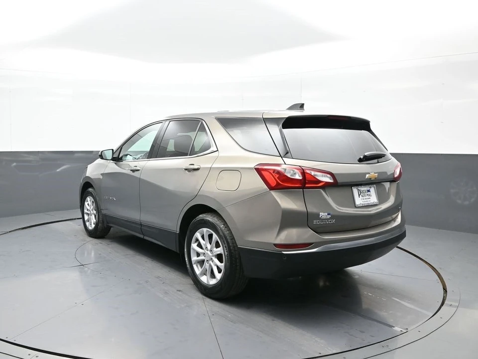 2019 Chevrolet Equinox - Image 8 of 12