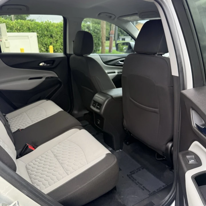 2019 Chevrolet Equinox - Image 11 of 15