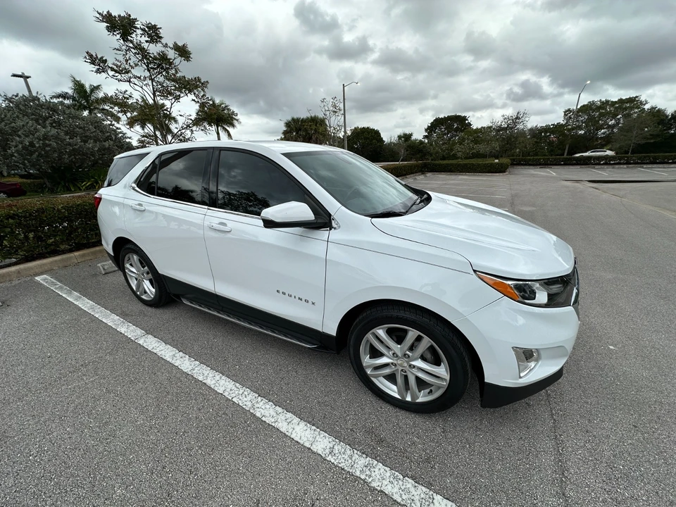 2019 Chevrolet Equinox - Image 11 of 21