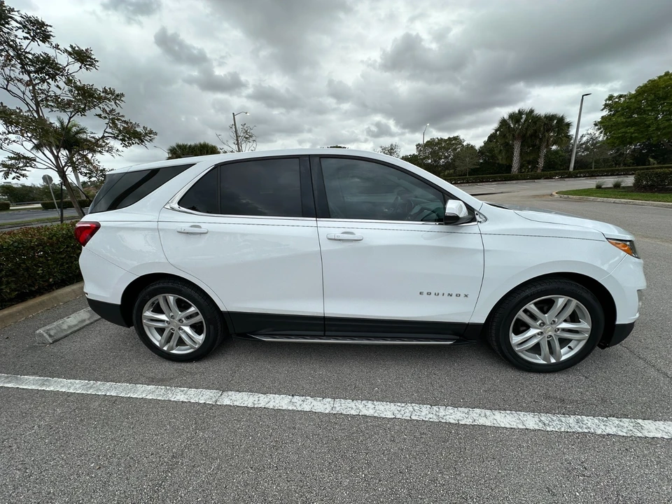 2019 Chevrolet Equinox - Image 10 of 21