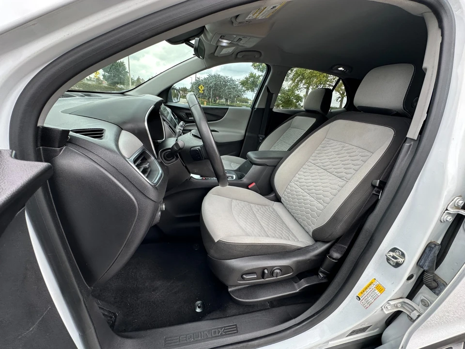 2019 Chevrolet Equinox - Image 16 of 21