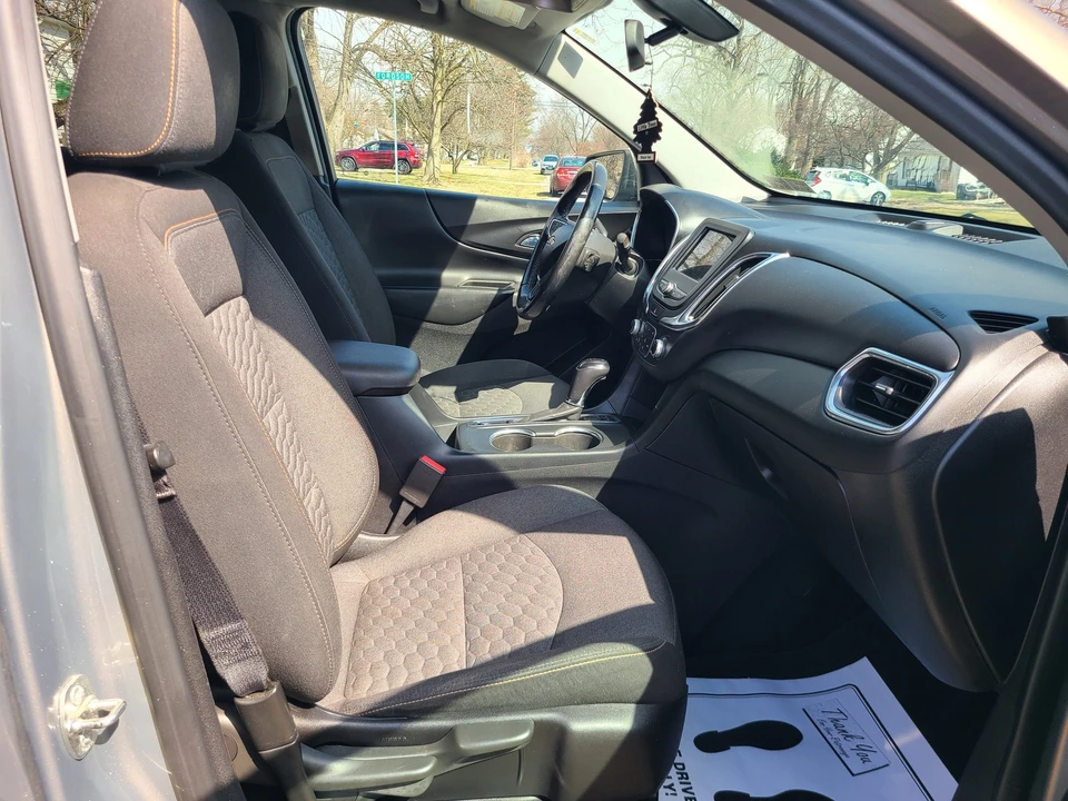 2019 Chevrolet Equinox - Image 15 of 21