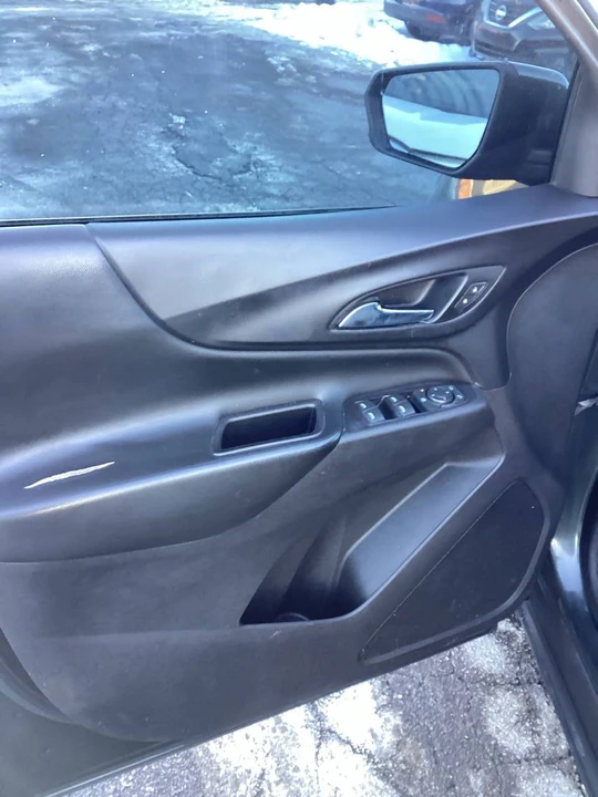 2019 Chevrolet Equinox - Image 14 of 21