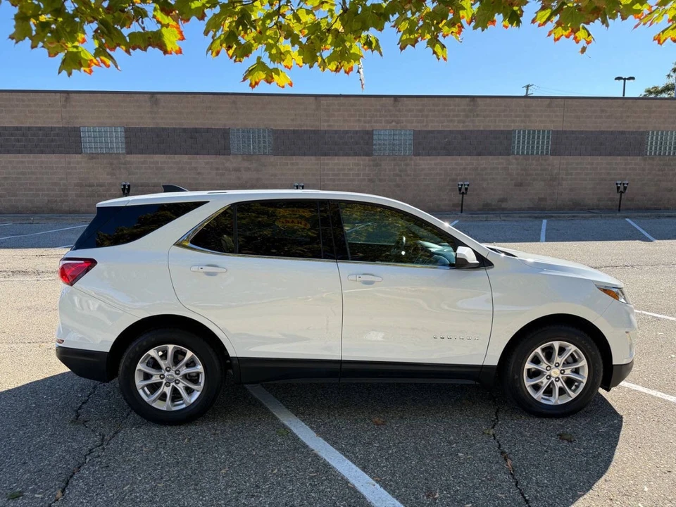2019 Chevrolet Equinox - Image 10 of 21