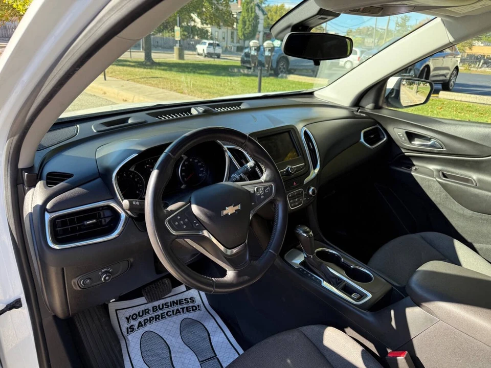 2019 Chevrolet Equinox - Image 17 of 21