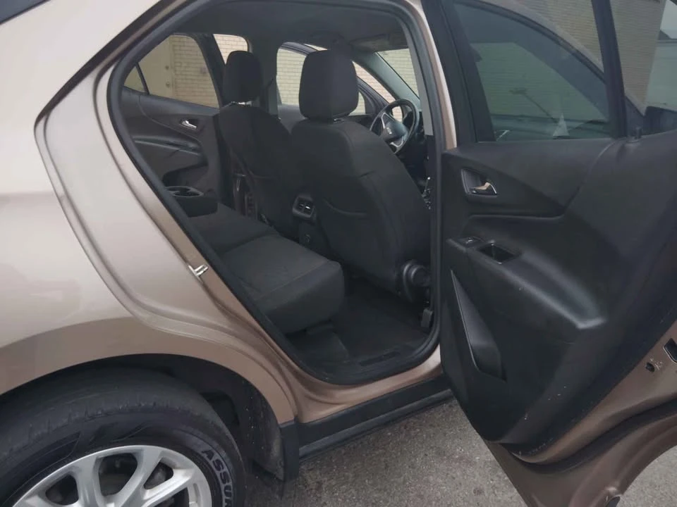 2019 Chevrolet Equinox - Image 8 of 11