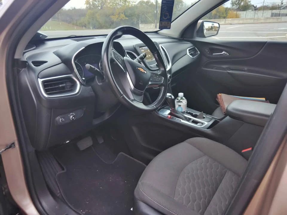 2019 Chevrolet Equinox - Image 10 of 11