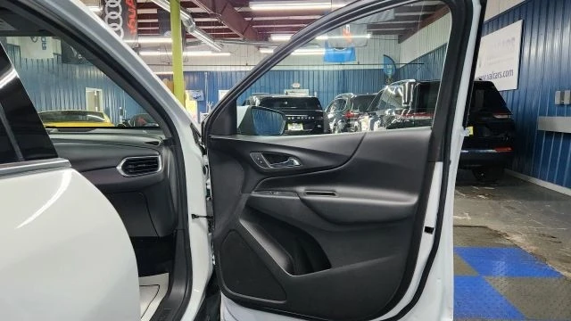 2019 Chevrolet Equinox - Image 11 of 12