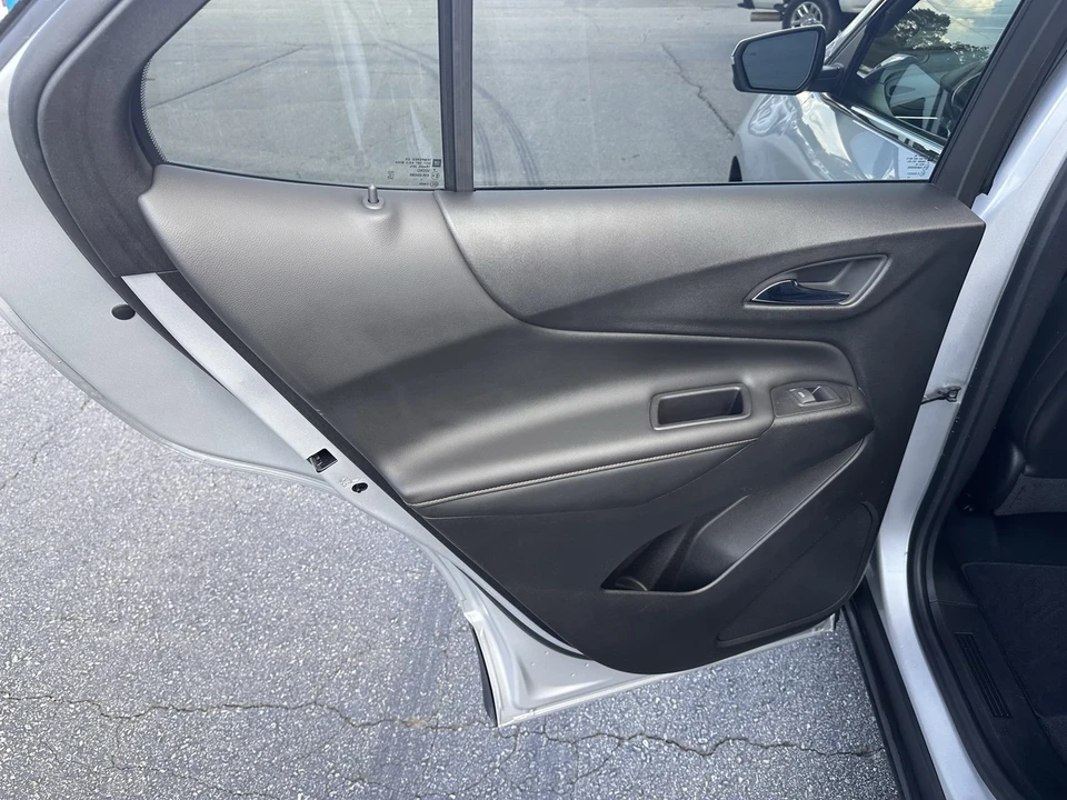 2019 Chevrolet Equinox - Image 11 of 12